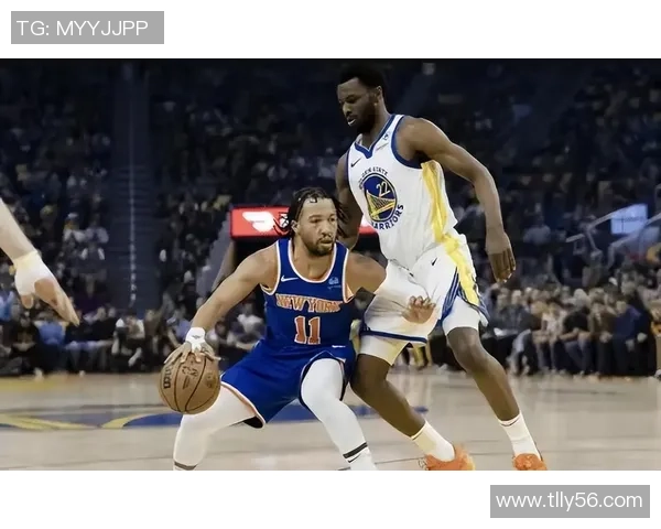 28日勇士与爵士激战正酣球迷期待精彩对决与精彩瞬间 28日勇士与爵士激战正酣球迷期待精彩对决与精彩瞬间